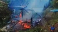 Rumah Warga Batu Putih Hangus Terbakar