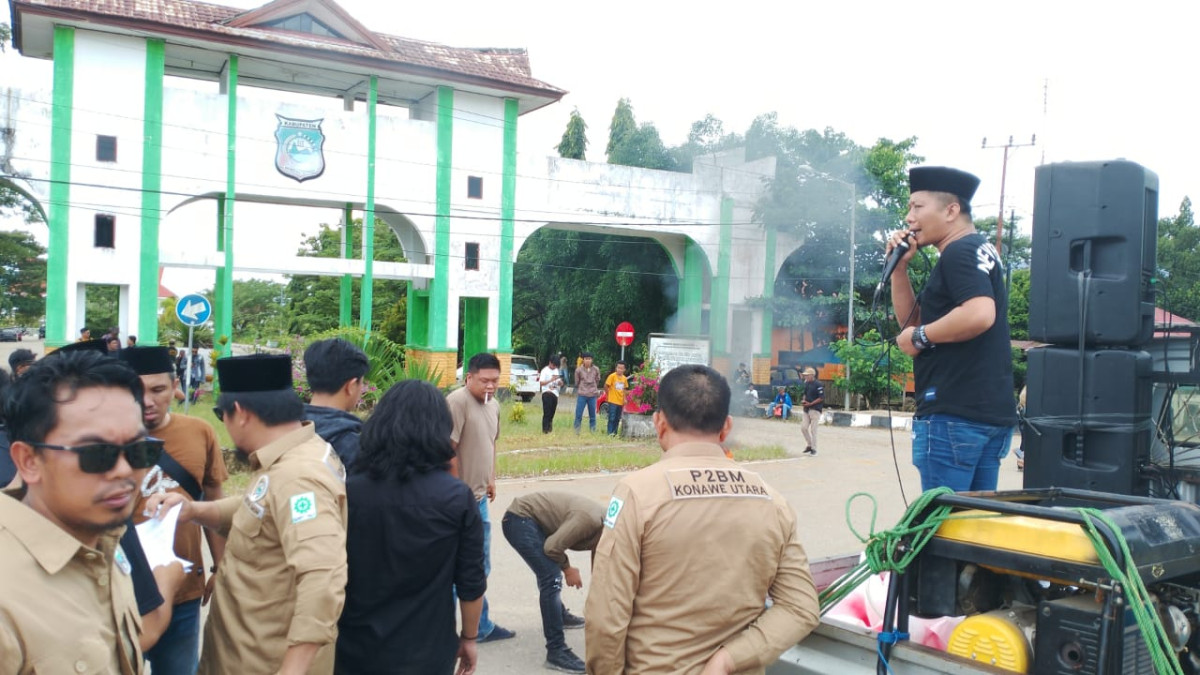 P2BM-KU Geruduk Kantor DPRD Konut, Ini Tuntutannya ?