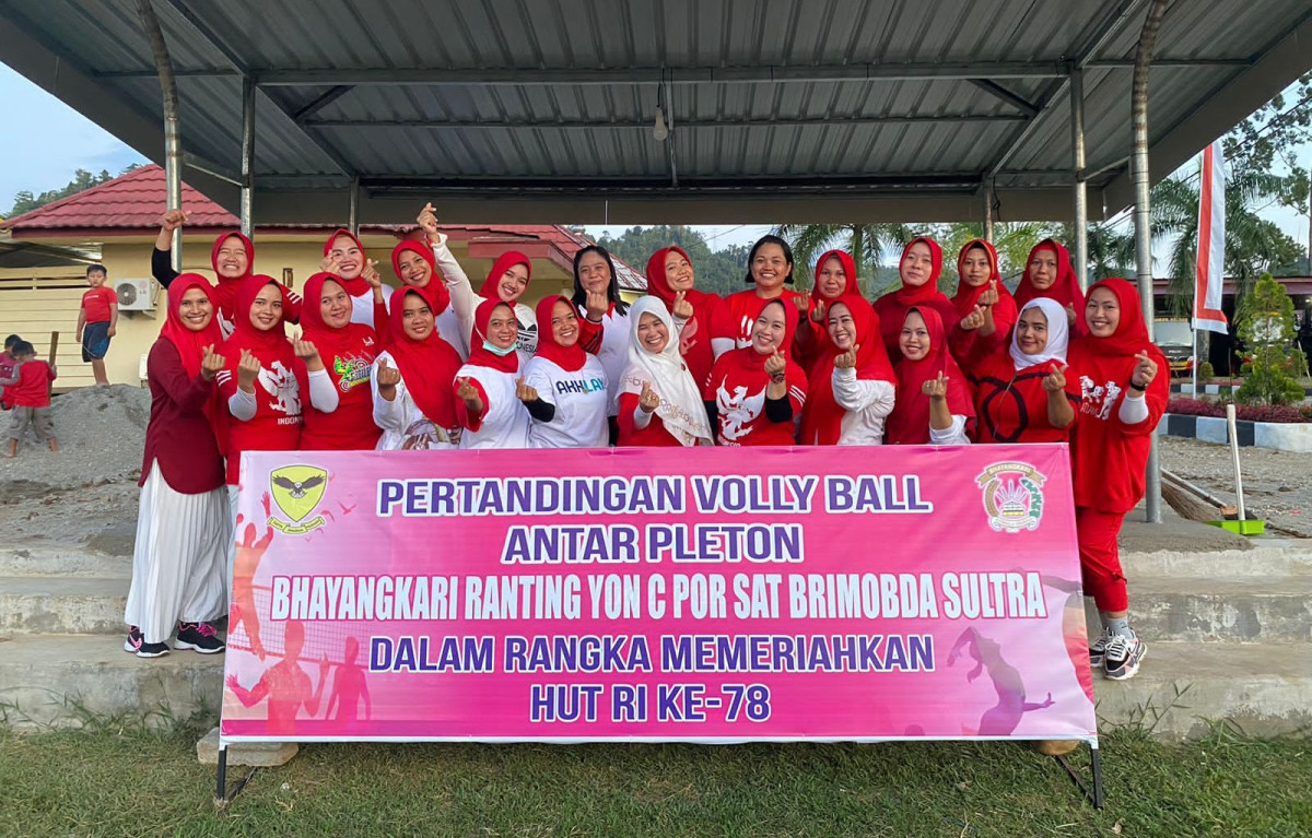 Laga Final Voli Antar Peleton Bhayangkari Brimob Batalyon C Polda Sultra Berlangsung Semarak