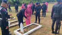 Kenang Jasa Pahlawan, Brimob Batalyon C Pelopor Ziarah ke TMP Totallang