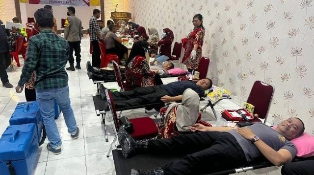 Peringati Hari Bhayangkara ke-78, Polres Kolaka Gelar Donor Darah