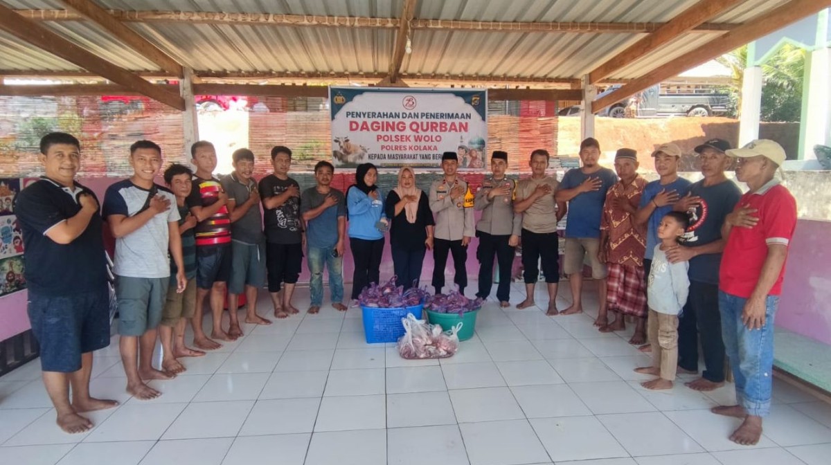 Hari Raya Kurban, 2 Ekor Sapi dan 1 Kambing Disebelih di Polsek Wolo
