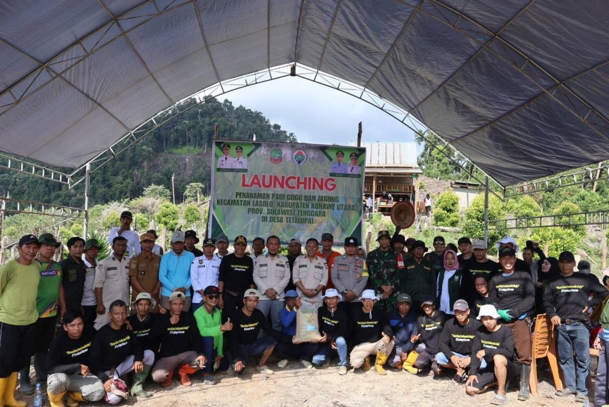 Penanaman Padi Gogo di Desa Tetelupai, Wujud Nyata Asta Cita Presiden Memperkuat Ketahanan Pangan