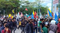 Massa Mahasiswa Sultra Tolak Tunjangan DPR, Suarakan Keadilan untuk Rakyat dan Reformasi Polri