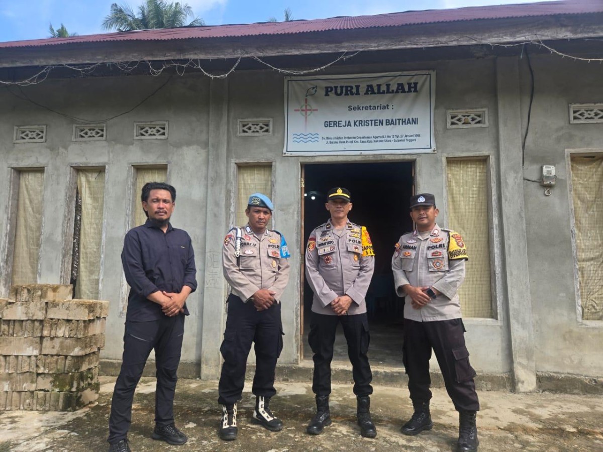 Polres Konut Turunkan 71 Personel Amankan Ibadah Natal Polres Konut Turunkan 71 Personel Amankan Ibadah Natal