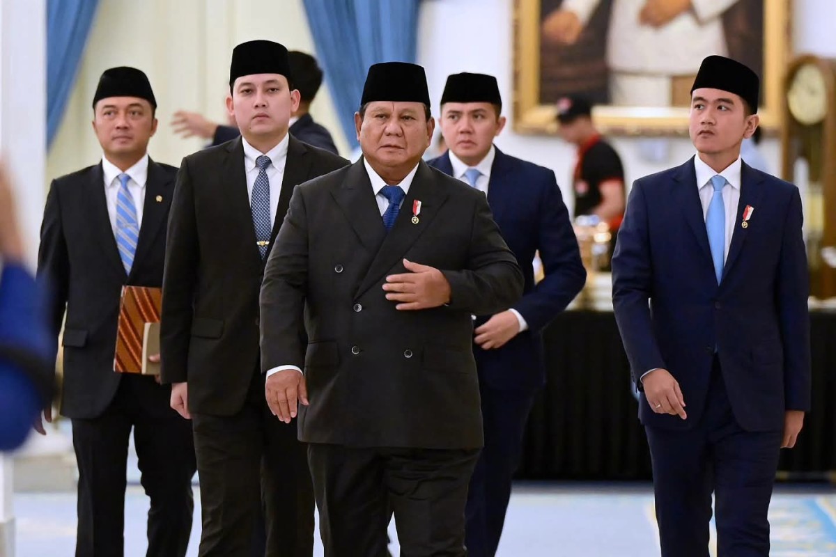 Presiden Prabowo Lantik 16 Anggota Dewan Energi Nasional di Istana