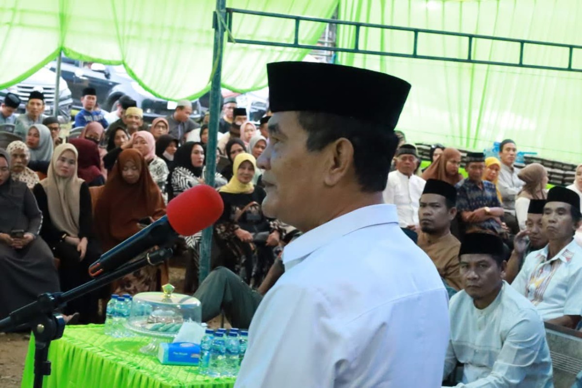 Ketua KONI Konut Abuhaera Pimpin Safari Ramadan di Andowia, Salurkan Sembako Hingga Bantuan Rumah Ibadah