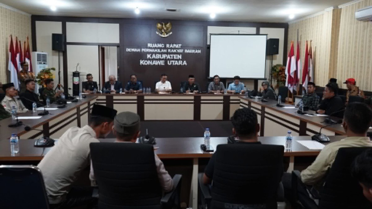 Warga Tiga Desa di Molawe Desak Pembetonan Jalan Poros MTT !