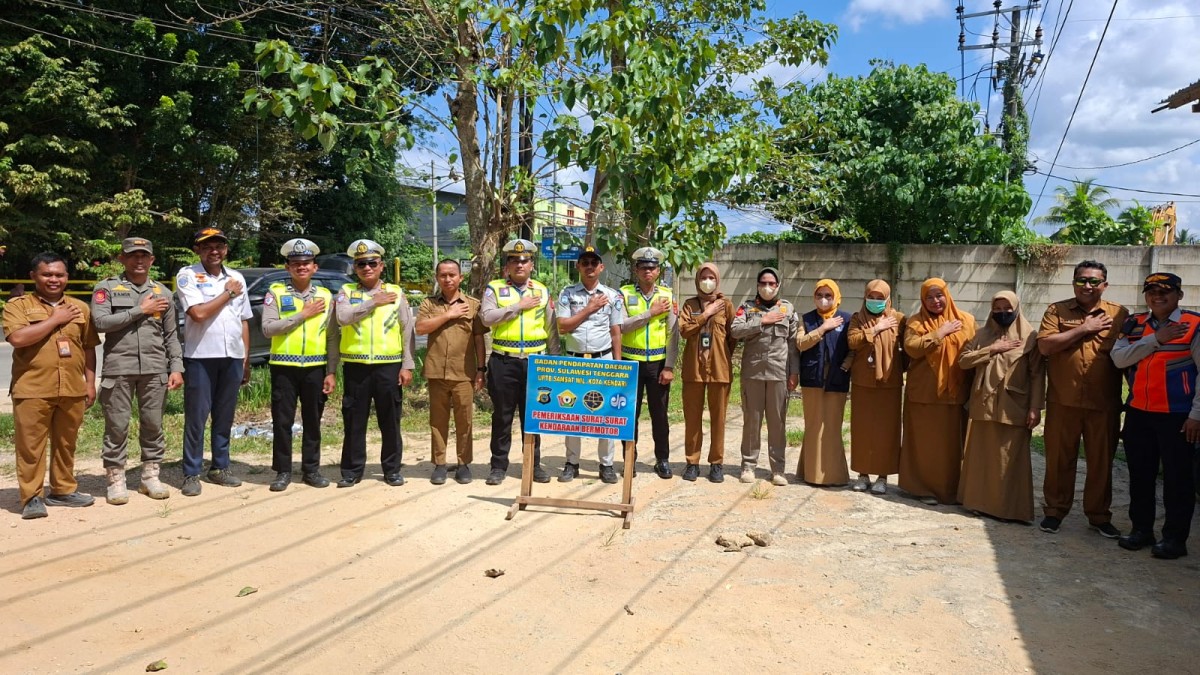 Operasi Gabungan Kepatuhan Pajak Digelar di Kendari, Ditlantas Polda Sultra Libatkan Sejumlah Instansi Operasi Gabungan Kepatuhan Pajak Digelar di Kendari, Ditlantas Polda Sultra Libatkan Sejumlah Instansi
